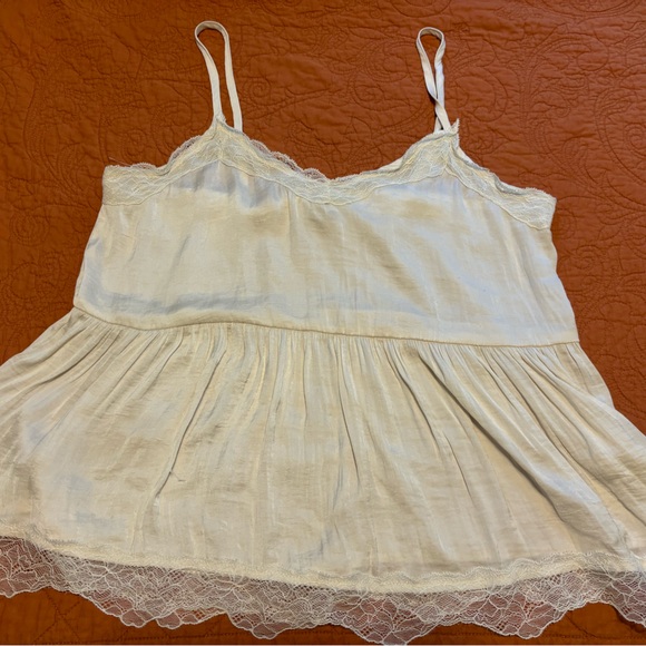 Sateen cami with lace trim - Picture 1 of 3